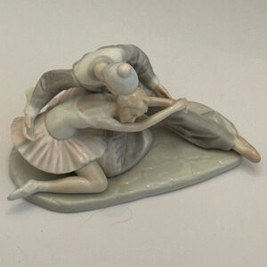 Meico Inc. Ballerina & Pierot Dancers Porcelain Figurine